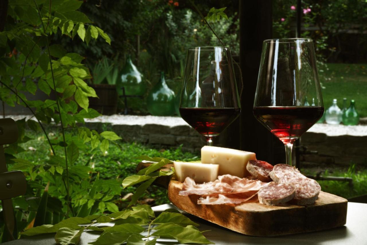 Agriturismo Il Gioco Dell'Oca Бароло Екстериор снимка