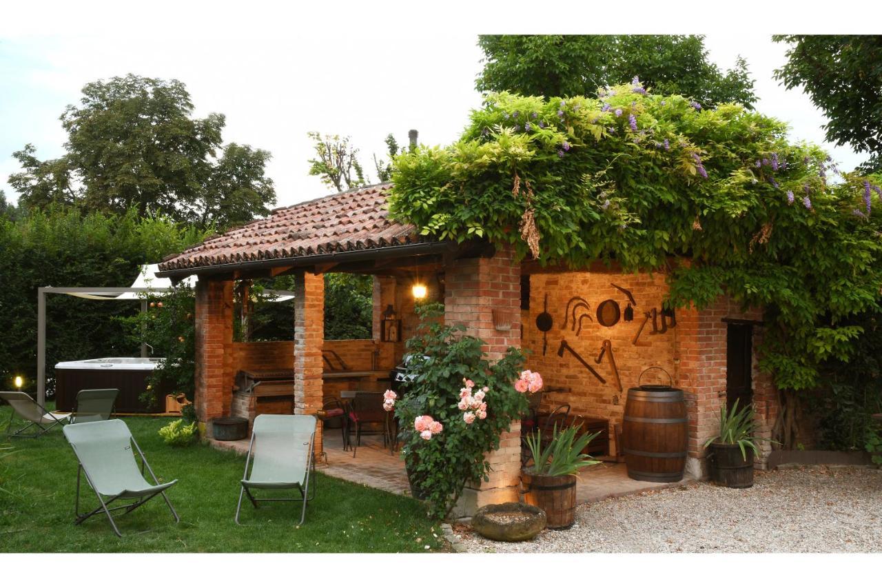Agriturismo Il Gioco Dell'Oca Бароло Екстериор снимка
